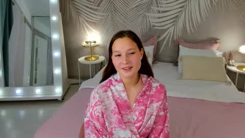 lilithgloww online show from November 14, 4:07 pm