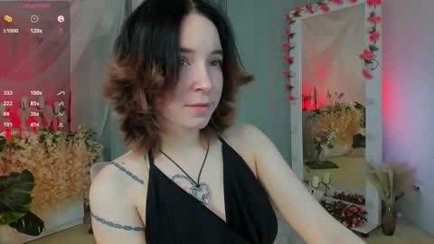Snapshot of lilithlunna chatting on March 5, 4:35 pm Lilith online show from March 5, 4:35 pm