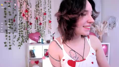 Snapshot of lilithlunna chatting on February 14, 4:31 pm Lilith online show from February 14, 4:31 pm