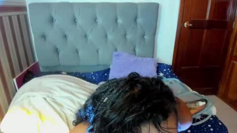 Snapshot of lilithsabeth chatting on January 5, 12:42 pm lilithsabeth online show from January 5, 12:42 pm