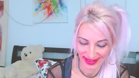 Lara online show from October 11, 3:22 am