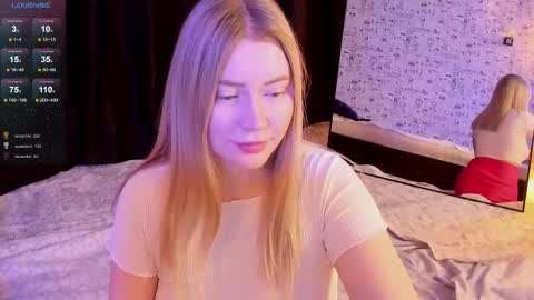 lillie_berry online show from November 11, 5:03 am