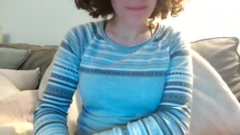 Lilly online show from December 4, 10:54 pm