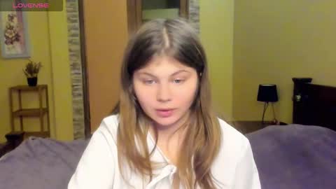 Lilly online show from October 20, 7:06 pm
