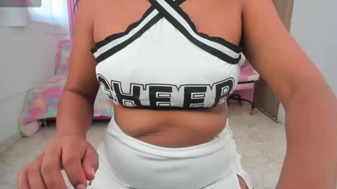 lillyy16 online show from September 9, 1:33 pm