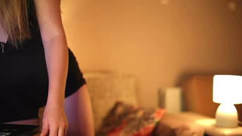 liltightbabe online show from July 8, 6:32 pm