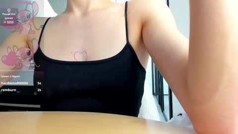 Snapshot of lily__love chatting on March 11, 10:42 pm LILY online show from March 11, 10:42 pm