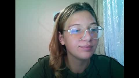 lily_ember online show from September 24, 3:00 pm