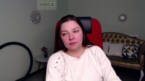 Lily online show from January 7, 7:20 am