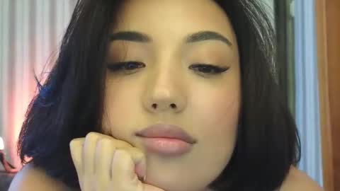 Snapshot of lily_foster_ chatting on September 12, 10:13 am Lily online show from September 12, 10:13 am