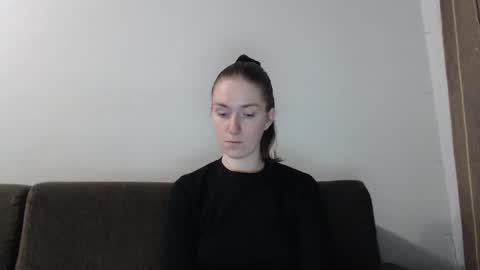 lily_love_x online show from December 19, 3:10 am