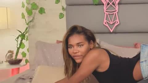 Lily Miiller online show from October 14, 9:17 pm