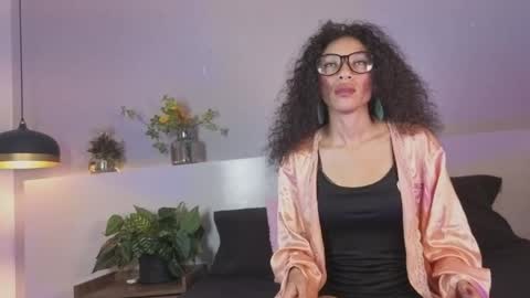 lily_obsession online show from May 2, 1:03 pm