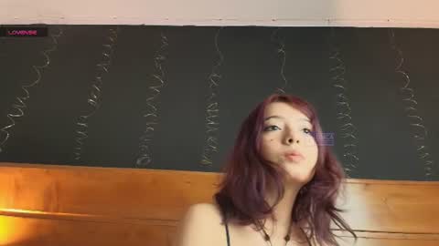 Lily  online show from June 14, 8:20 pm