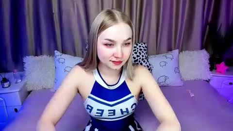 Snapshot of lilystarlight chatting on September 21, 5:50 am Lilian online show from September 21, 5:50 am
