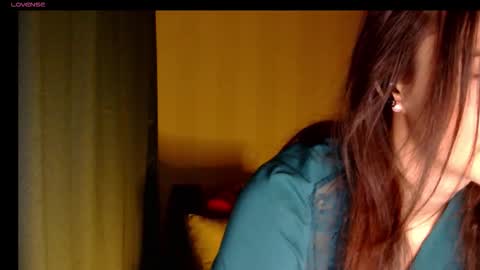 LilyXSky online show from November 7, 2:44 pm