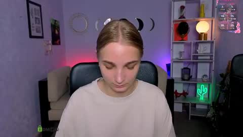 lina_fox12 online show from June 10, 6:12 am