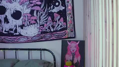 Lina -  online show from April 13, 5:52 am