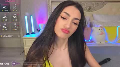 Lina Robbins  online show from March 7, 9:11 pm