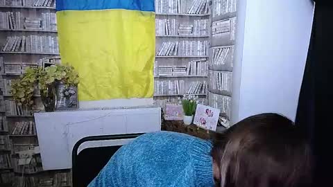 Lina online show from November 18, 9:54 am