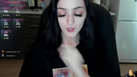 Lina 3  1715622743 online show from September 12, 8:12 am