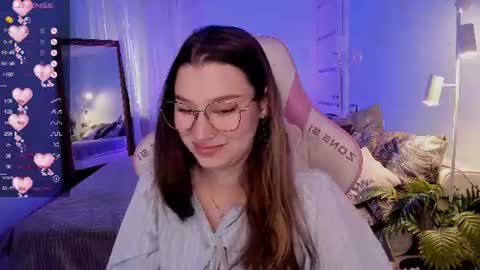 Lina online show from July 16, 3:00 am