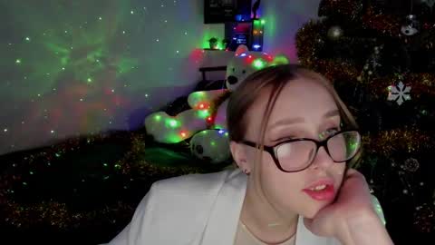 Snapshot of linatruly chatting on December 30, 8:25 pm Lina online show from December 30, 8:25 pm
