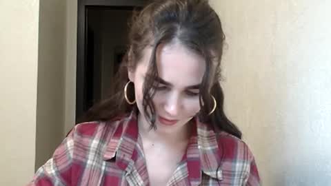 Linda online show from December 21, 8:13 pm