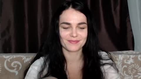 Linda online show from March 4, 7:43 pm