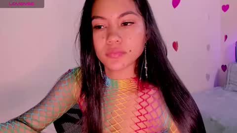 Snapshot of linda_alana chatting on February 22, 7:43 pm Alana online show from February 22, 7:43 pm