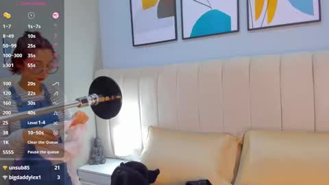 Snapshot of linda_sofi__ chatting on March 6, 12:30 pm linda_sofi__ online show from March 6, 12:30 pm