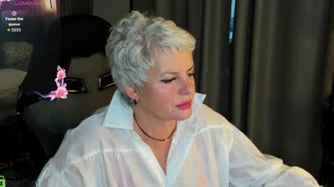 Linda Zefir online show from May 14, 9:26 am