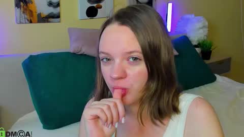 My real name is Olivia online show from March 27, 1:18 am