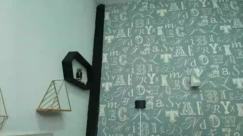  Lindsey  online show from October 7, 1:04 pm