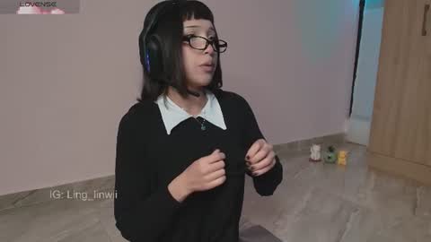 Ling online show from June 24, 12:04 pm