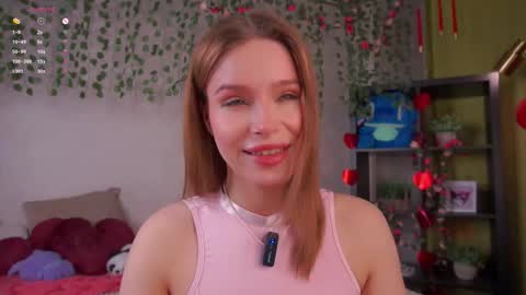 Lina online show from March 4, 1:45 am