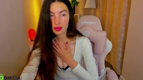 Lira revery online show from November 28, 1:41 am