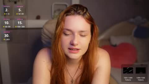 lisa_elfy online show from November 4, 3:28 pm