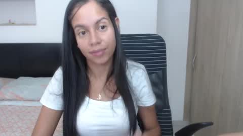 Lisa Santos online show from February 28, 2:42 pm