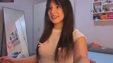 Snapshot of lisa_mzemta chatting on October 22, 12:26 am Lisa online show from October 22, 12:26 am