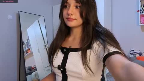 Snapshot of lisa_mzemta chatting on September 19, 8:52 pm Lisa online show from September 19, 8:52 pm