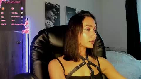 Lisa online show from September 26, 11:41 am