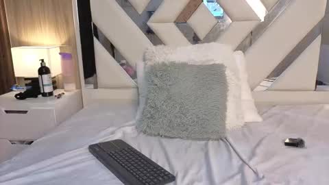 lisa_sweetas online show from February 23, 6:57 am