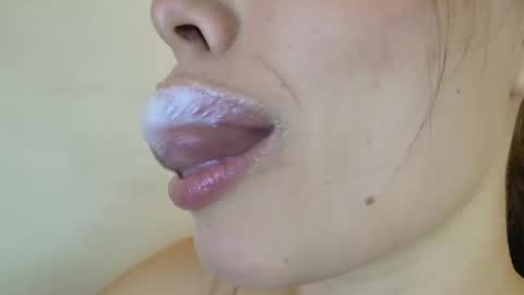 Lisbet online show from December 5, 9:27 pm