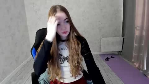 Snapshot of lissacain chatting on February 20, 3:34 am Lissa online show from February 20, 3:34 am