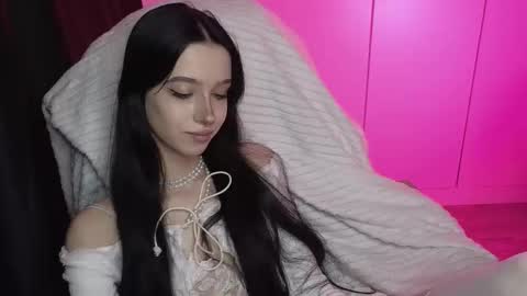 lissaelison online show from November 24, 6:43 pm