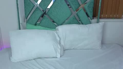 Lissa online show from November 8, 3:33 am