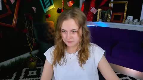 Lissa Telor online show from June 23, 9:18 am