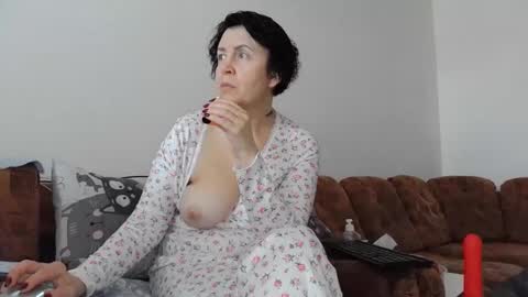 litisialove455 online show from February 27, 9:11 am