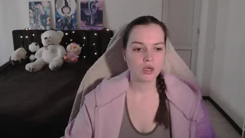 little__flowers online show from March 30, 10:48 am